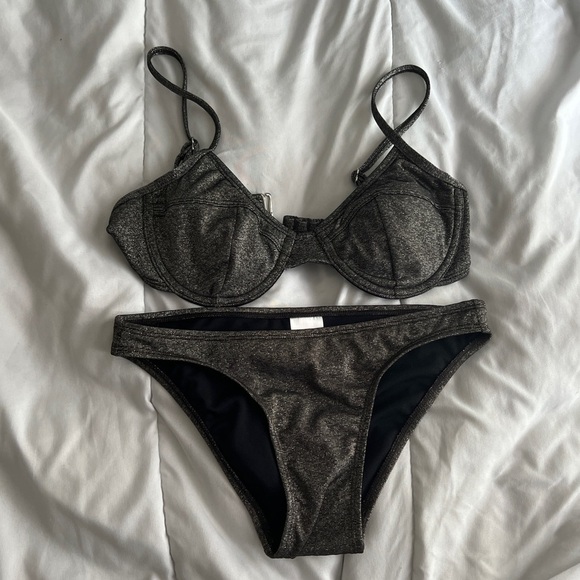 xhilaration grey and black underwire XS bikini top and matching bottom size S - Picture 1 of 9